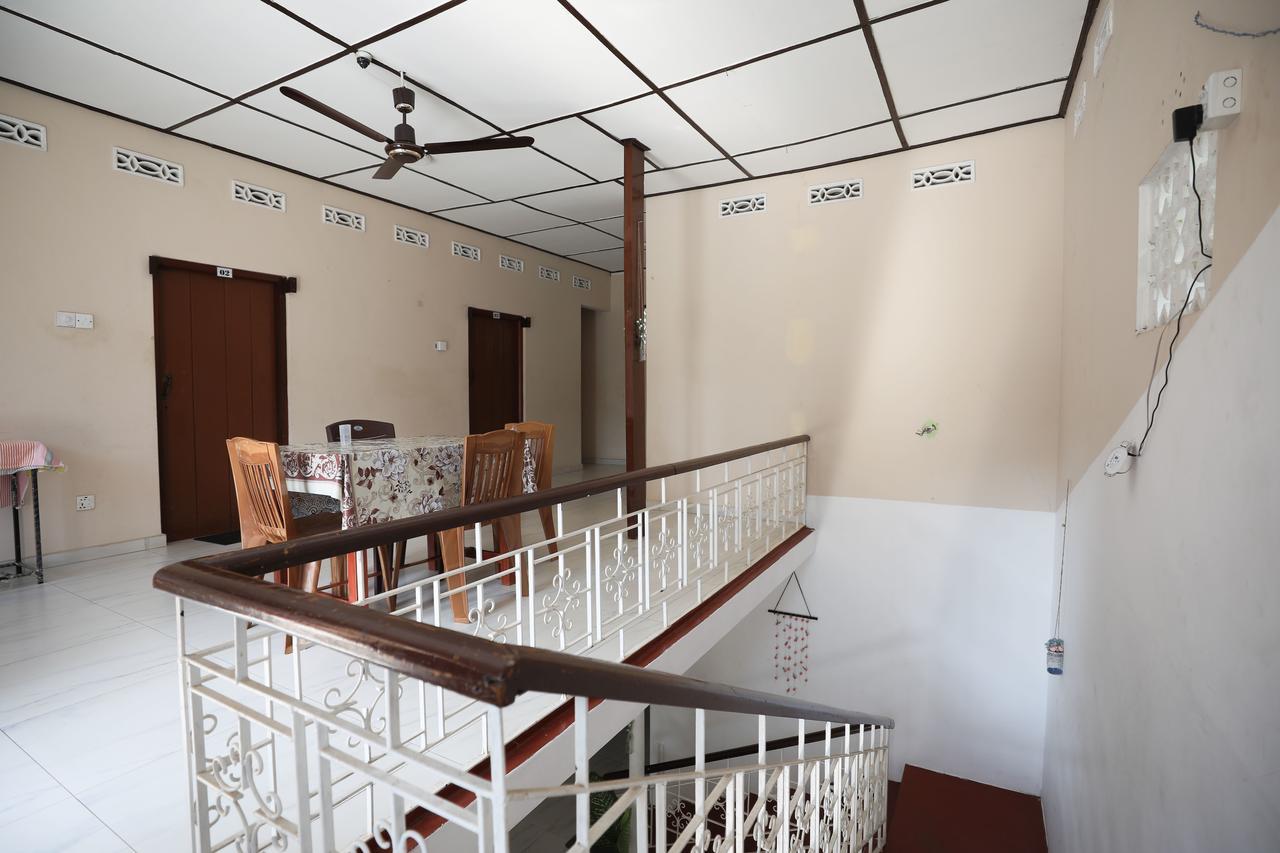 Tony'S Garden House Back Packers Inn Jaffna Eksteriør bilde